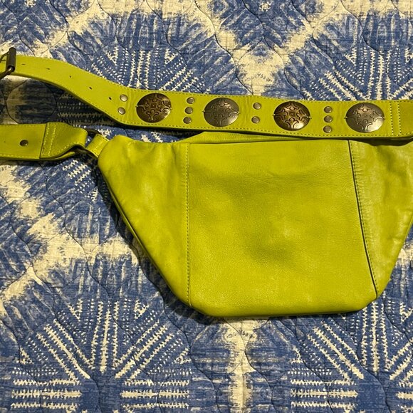 NNT Free People Wilder Embellished Pebbled Leather Sling Bag Concho Green Lime - Picture 5 of 8